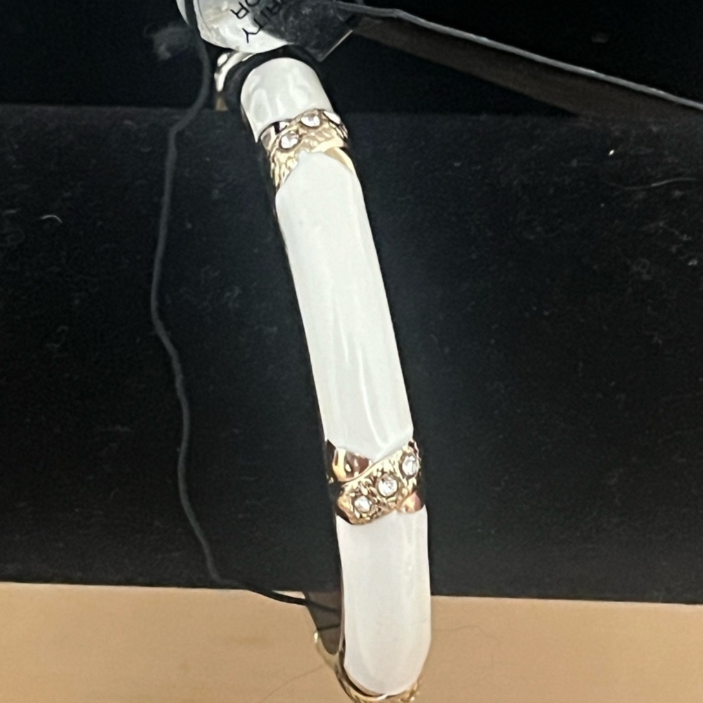 Enamel clamp bangle bracelet. - Picture 3 of 4